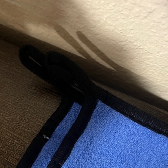 Microfiber Towel 16x16 set of 2 - Picture 3 of 3